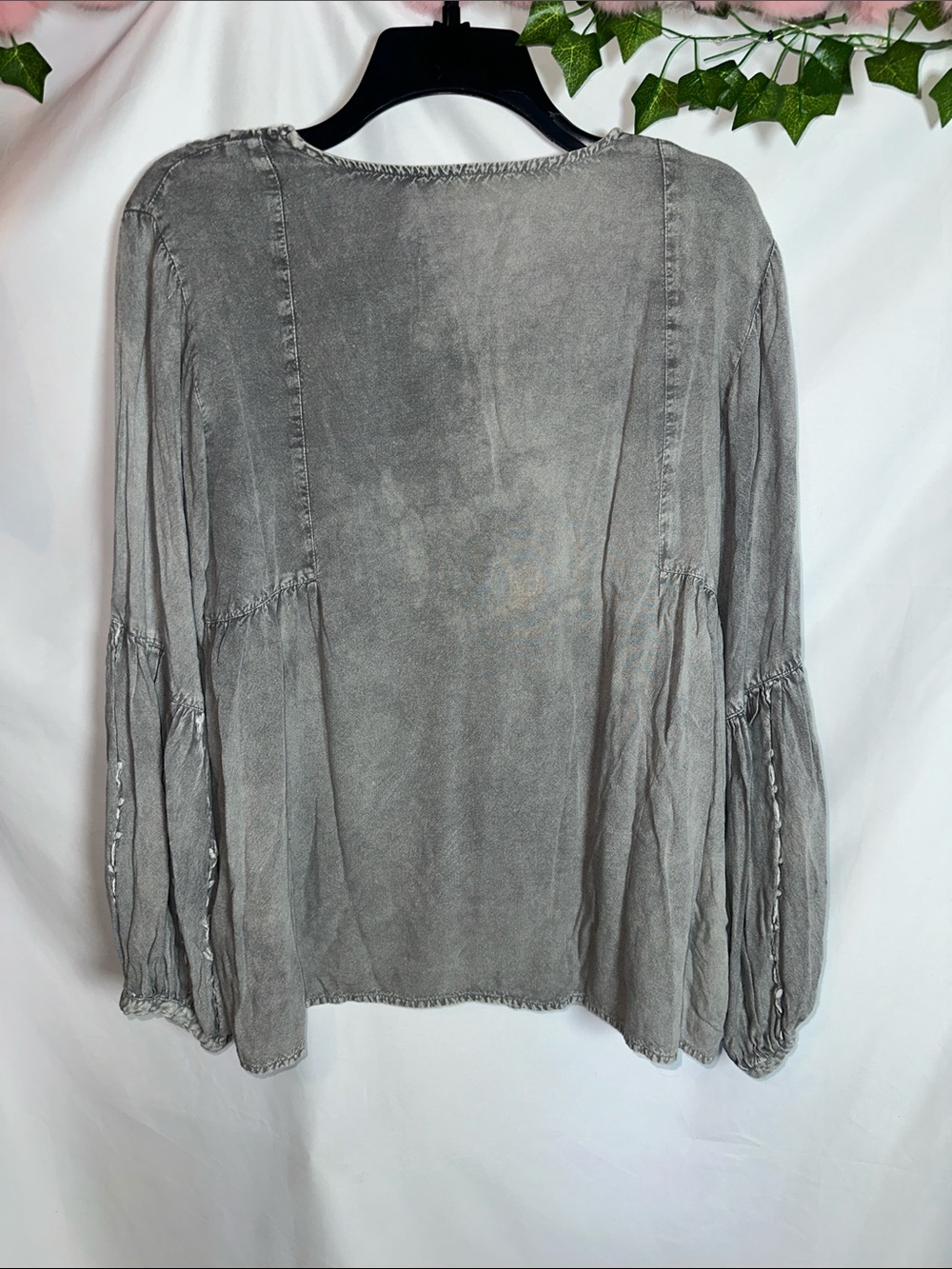 Solitaire Gray Embroidered Peasant Tunic - Picture 7 of 7